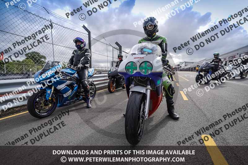 donington no limits trackday;donington park photographs;donington trackday photographs;no limits trackdays;peter wileman photography;trackday digital images;trackday photos